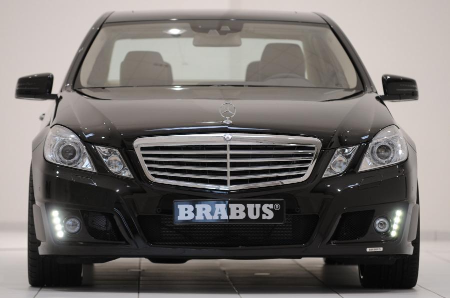  Mercedes-Benz E-Class by Brabus 2009 года  (фото 19 из 45)